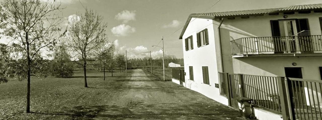 Gaietta Bed and Breakfast Frassineto Po Exteriör bild
